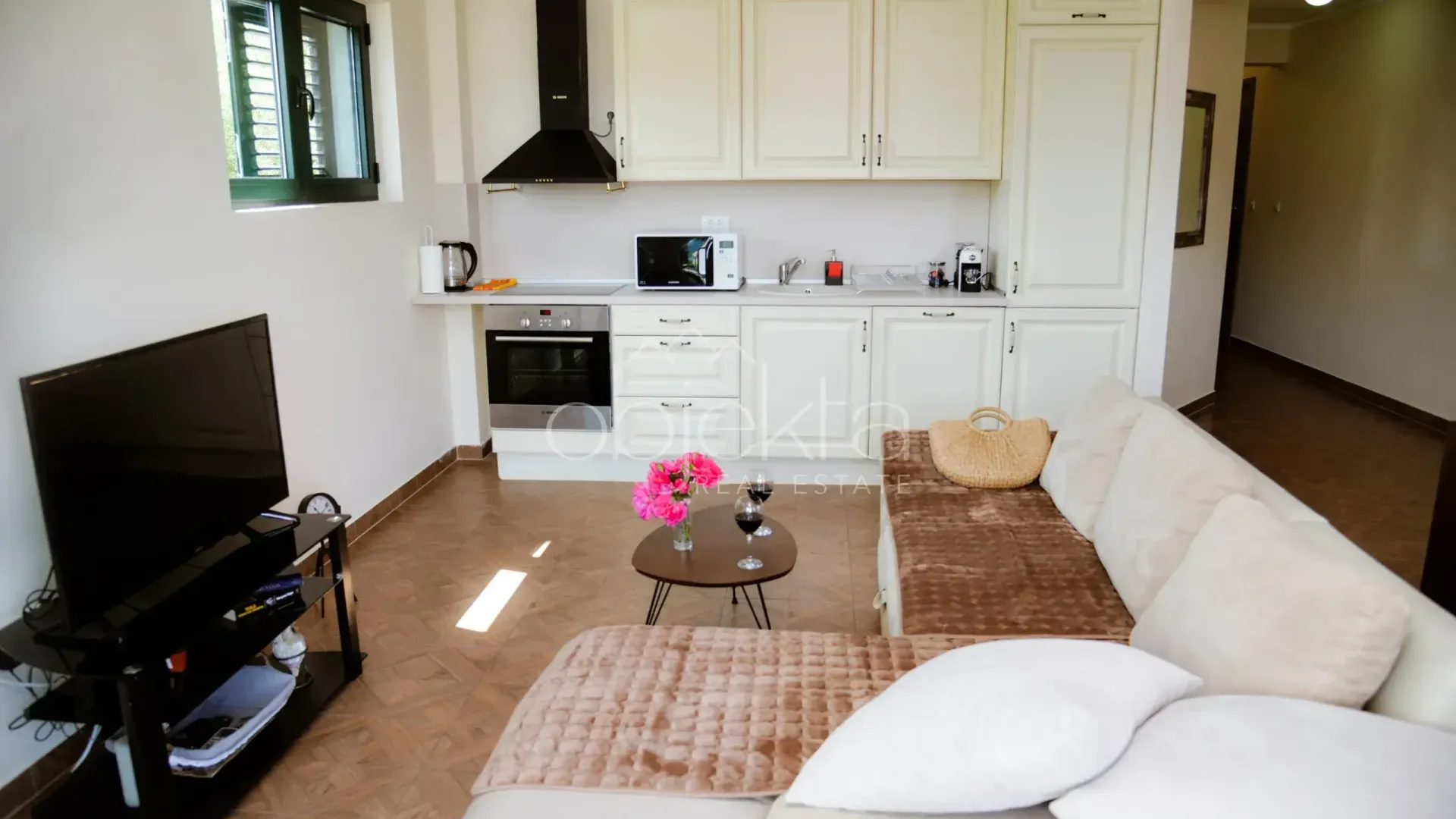 Sale, apartment, 74m², Tivat, Crna Gora
