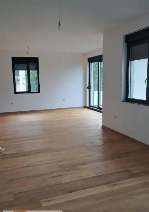 Prodaja, stan, 236m², Zemun Sve Podlokacije, Beograd