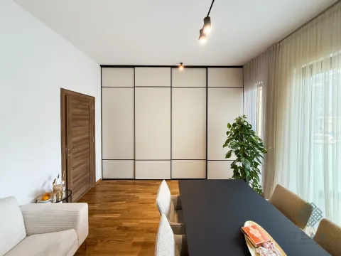 Prodaja, dvosoban stan, 52m², Tološka šuma, Podgorica - image 3