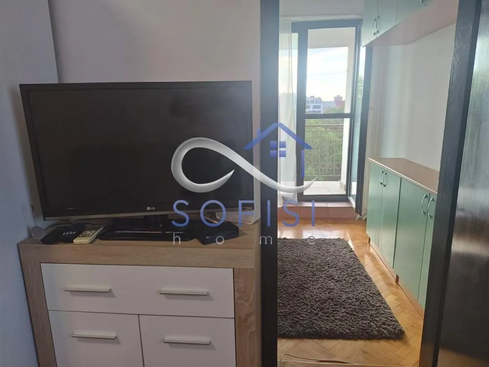 Izdavanje, jednosoban stan, 36m², Centar, Novi Sad