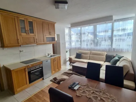 Rent, one bedroom apartment, 60m², Centar, Bar - image 2