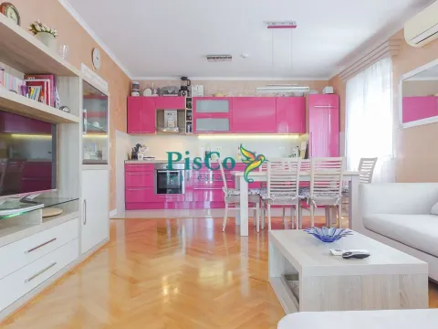 Izdavanje, dvosoban stan, 88m², City Kvart, Podgorica - image 4