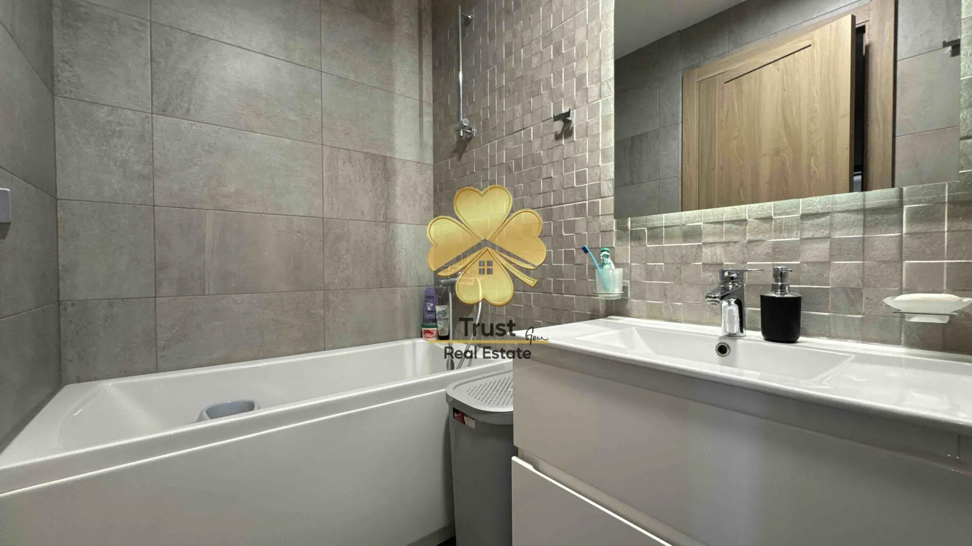 Rent, two bedroom apartment, 86m², Master Kvart, Podgorica