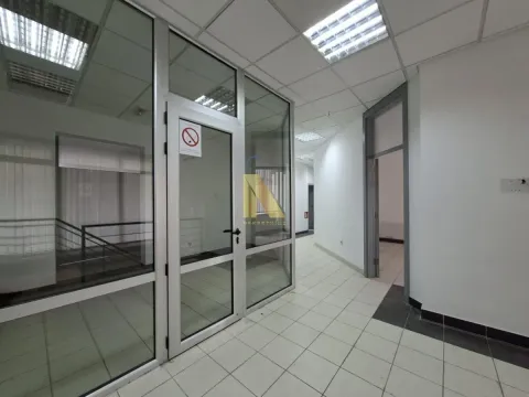 Rent, office space, 370m², Bulevar Oslobodjenja, Novi Sad Sve Podlokacije - image 2