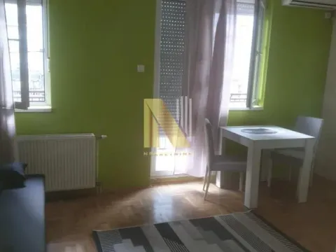 Izdavanje, garsonjera, 31m², Bulevar Evrope, Novi Sad Sve Podlokacije - image 2