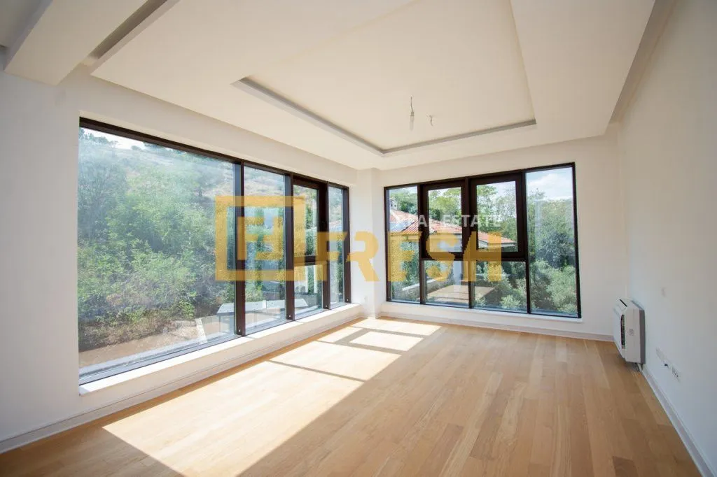 Sale, three bedroom apartment, 132m², Gornja Gorica, Podgorica