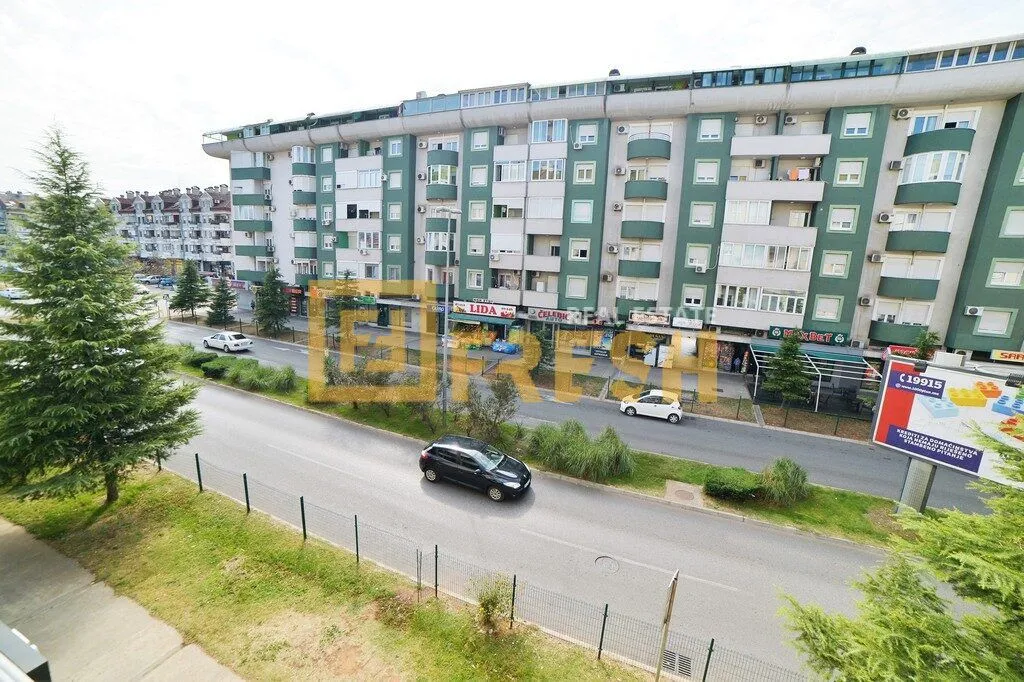 Izdavanje, jednosoban stan, 40m², Stari Aerodrom, Podgorica