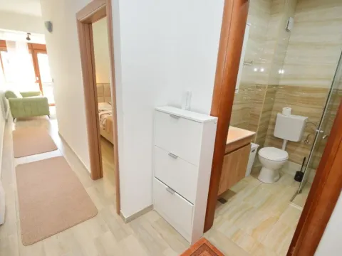 Rent, one bedroom apartment, 45m², Kava, Tivat - image 2