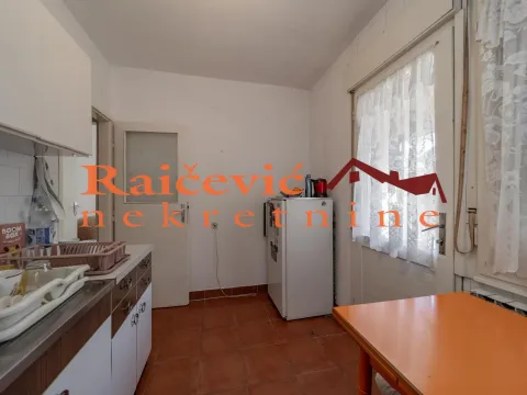 Izdavanje, trosoban stan, 88m², Voždovac, Voždovac Sve Podlokacije - image 8