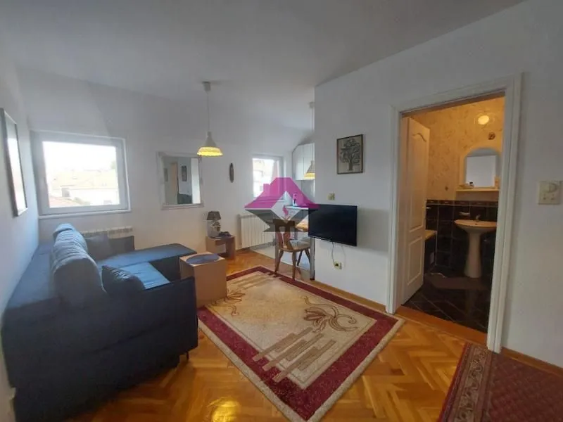 Rent, two bedroom apartment, 42m², Denkova Basta, Zvezdara Sve Podlokacije