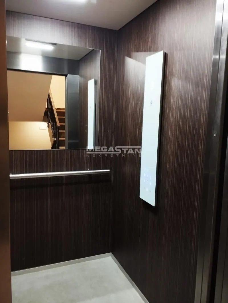 Sale, two bedroom apartment, 71m², Čubura, Beograd