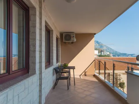 Prodaja, jednosoban stan, 85m², Bečići, Budva - image 8