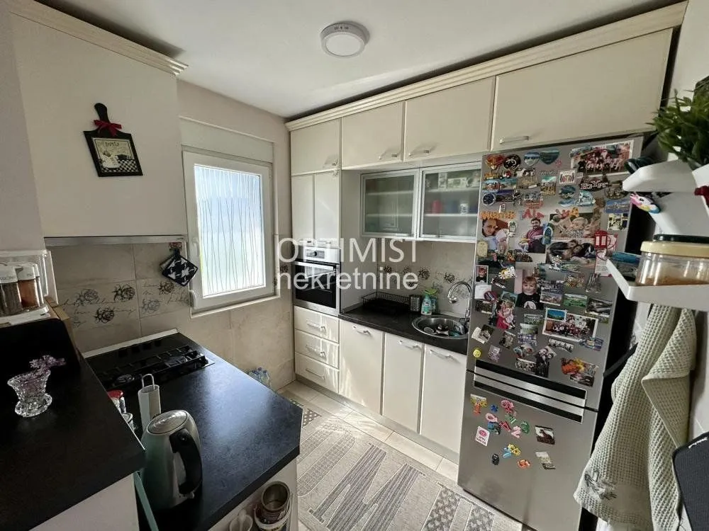 Prodaja, kuća, 110m², Zemun Ugrinovci, Zemun Sve Podlokacije
