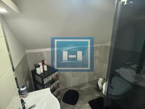 Prodaja, kuća, 200m², Majur, Jagodina - image 30