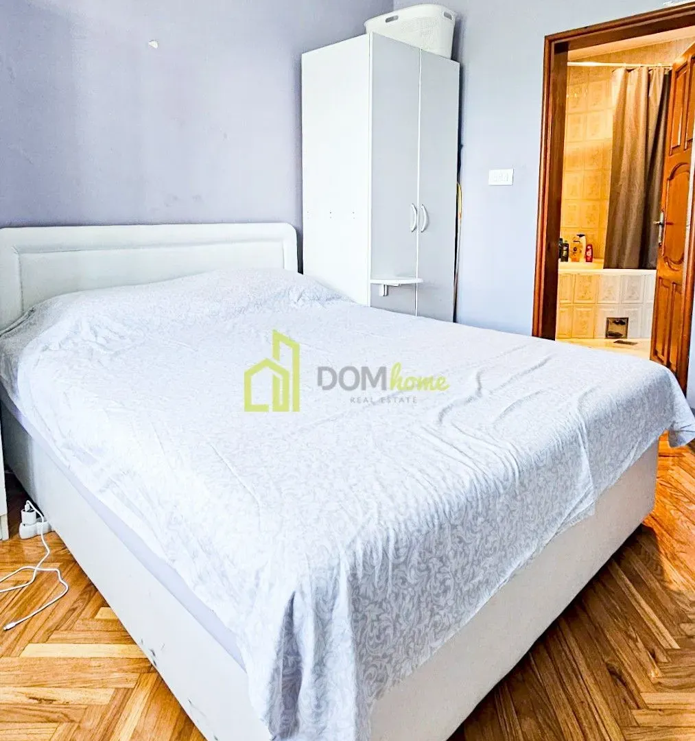 Sale, house, 350m², Momišići, Podgorica
