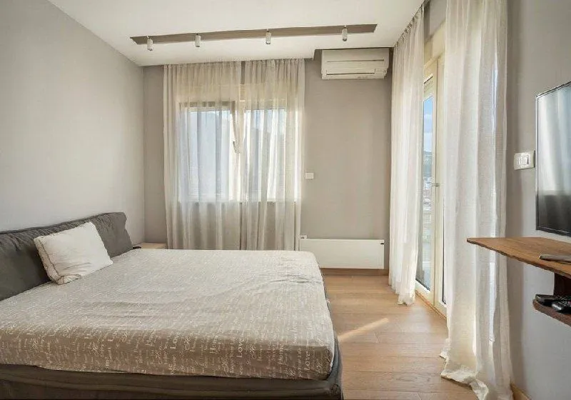 Rent, two bedroom apartment, 138m², Centar, Budva