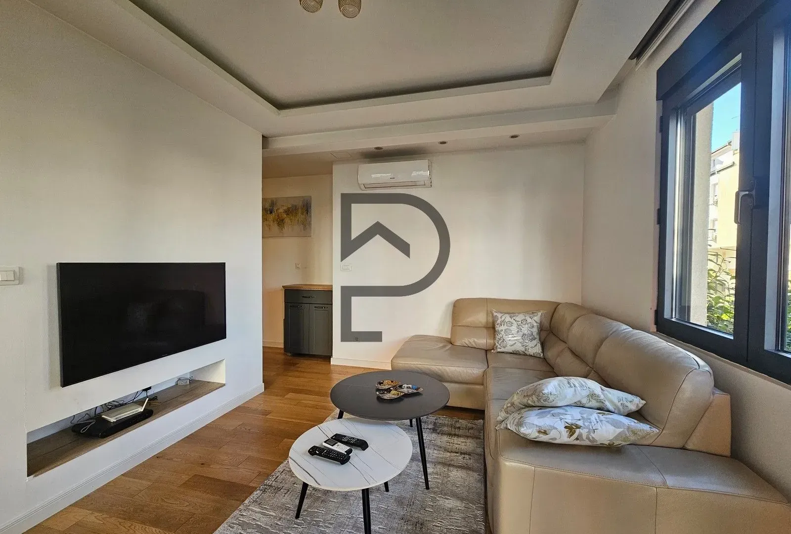 Rent, one bedroom apartment, 45m², Blok 6, Podgorica