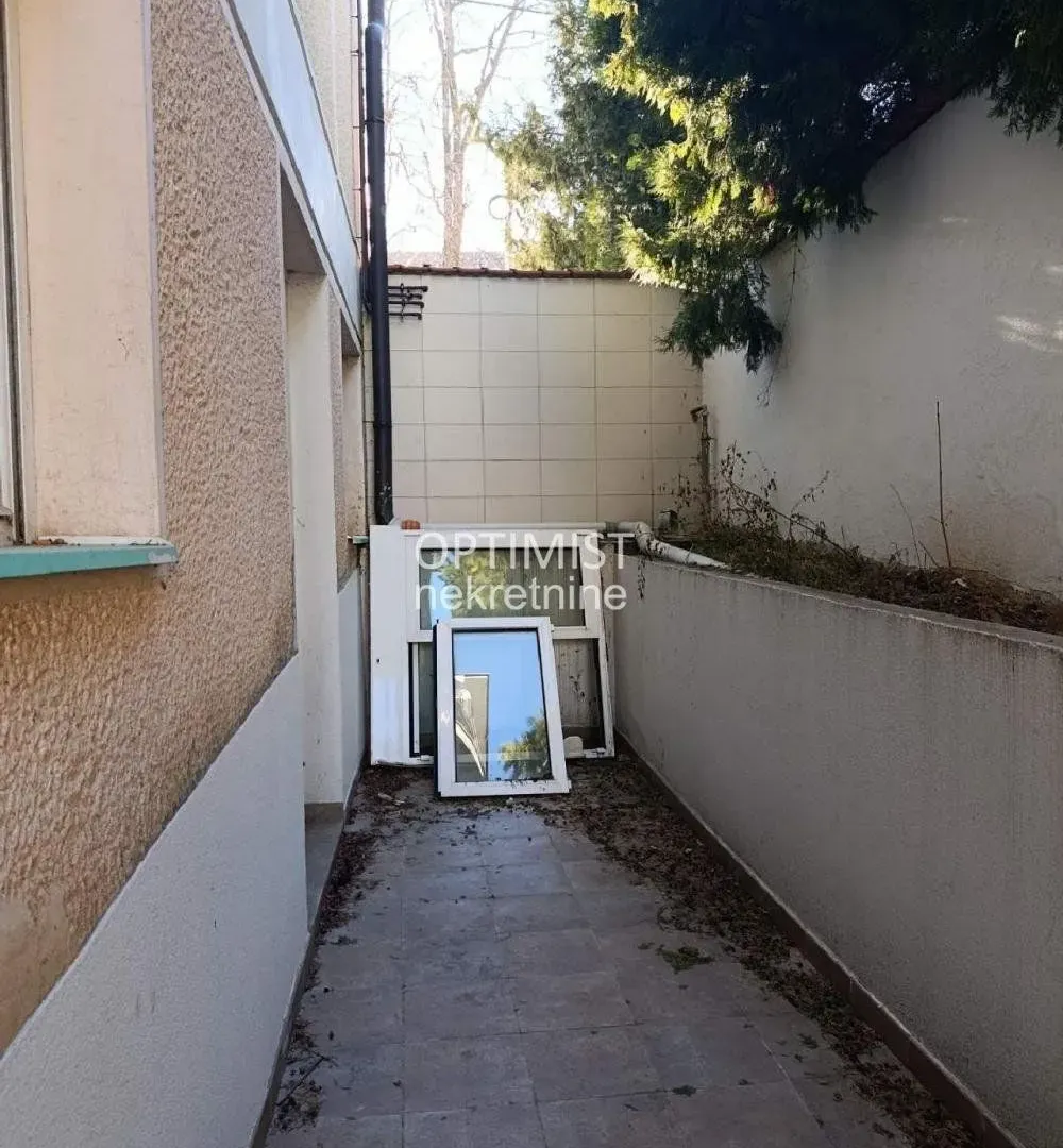 Prodaja, jednosoban stan, 70m², Čukarica, Beograd