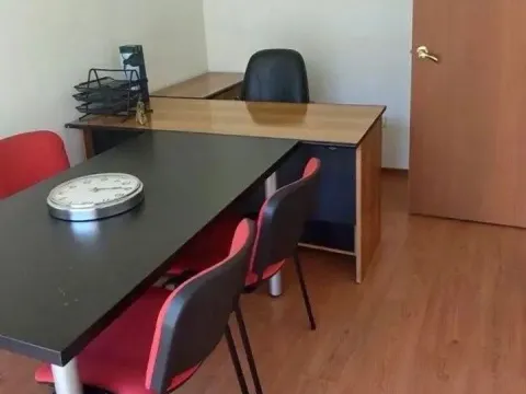 Rent, office space, 28m², Stari Aerodrom, Podgorica - image 1