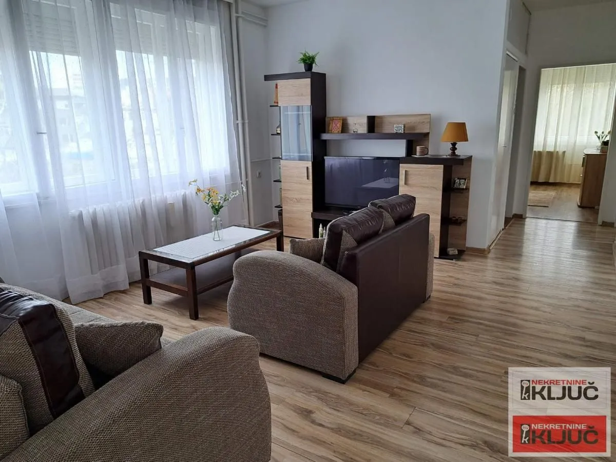 Prodaja, trosoban stan, 71m², Spens, Novi Sad Sve Podlokacije