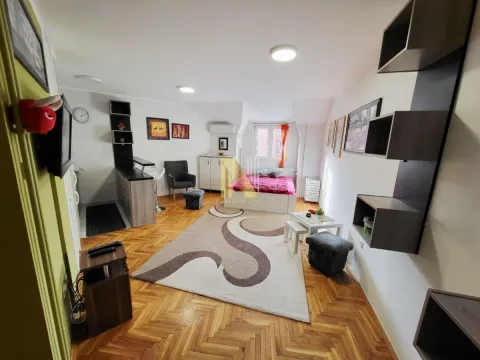 Sale, studio apartment, 32m², Socijalno, Novi Sad Sve Podlokacije - image 2