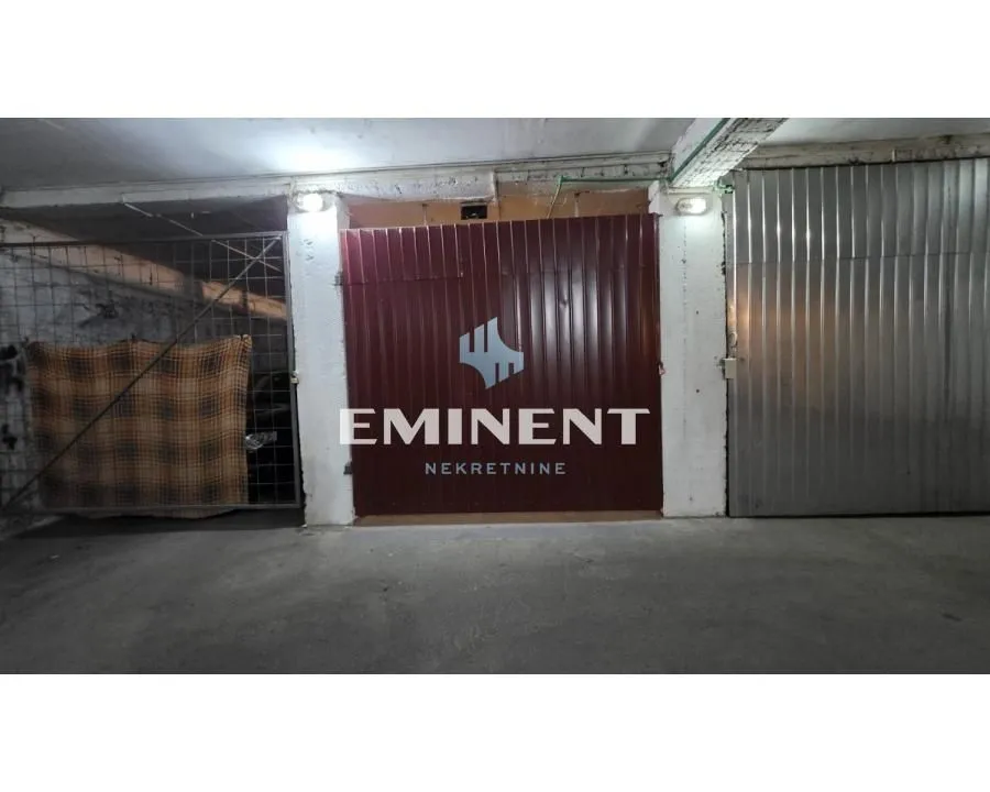 Rent, two bedroom apartment, 50m², Crveni Krst, Beograd