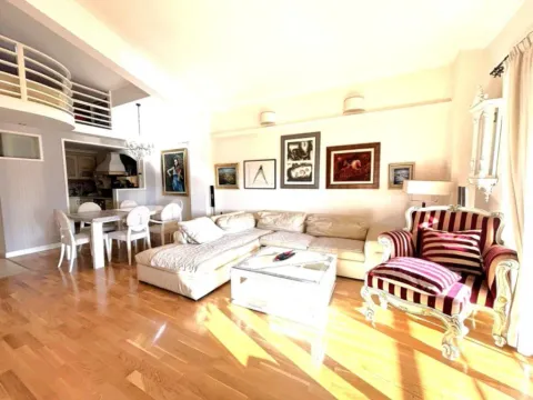 Izdavanje, dvosoban stan, 80m², Preko Morače, Podgorica - image 2