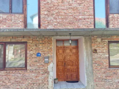 Prodaja, kuća, 376m², Petrovaradin, Novi Sad - image 3