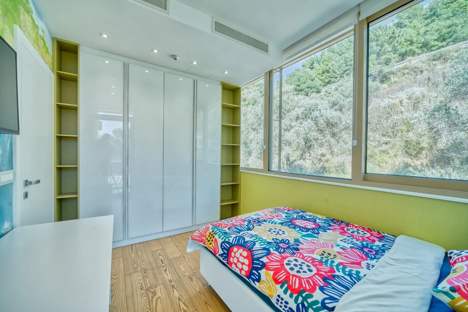 Rent, house, 749m², Crvena Glavica, Budva