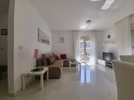 Izdavanje, dvosoban stan, 57m², Budva, Crna Gora - image 4