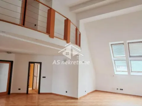Sale, apartment, 207m², Kalenić Pijaca, Vračar Sve Podlokacije - image 4
