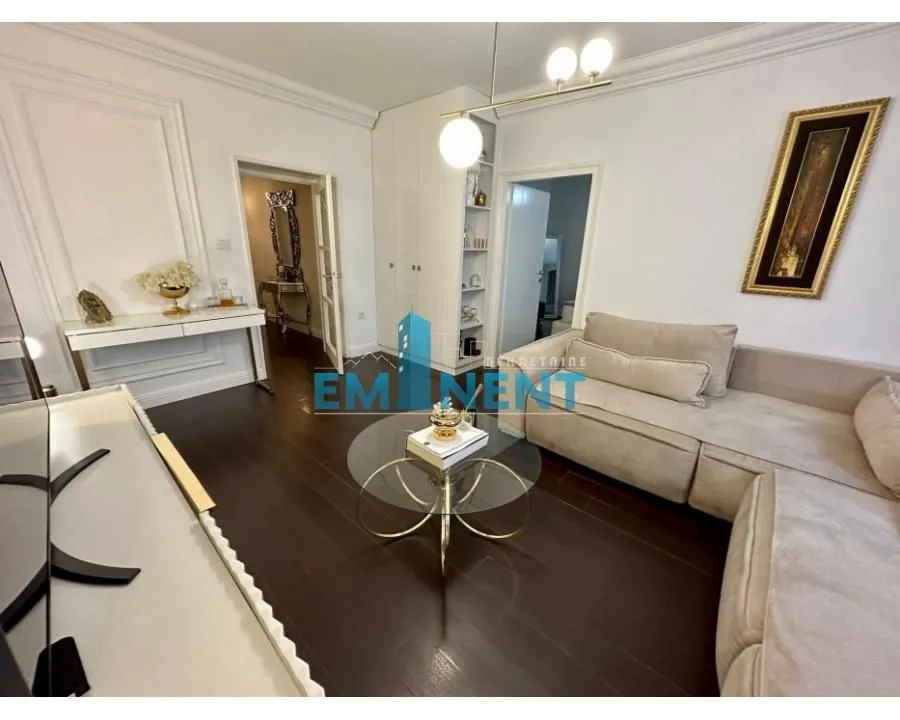 Rent, two bedroom apartment, 64m², Savski Venac, Beograd