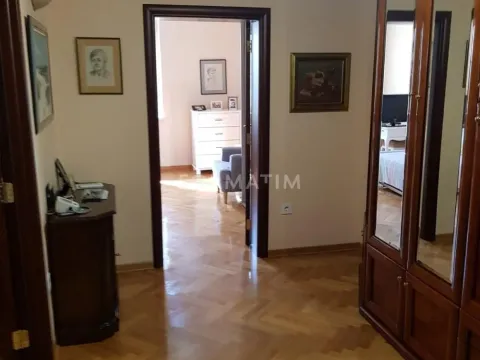 Prodaja, trosoban stan, 98m², Savski Venac, Beograd - image 2