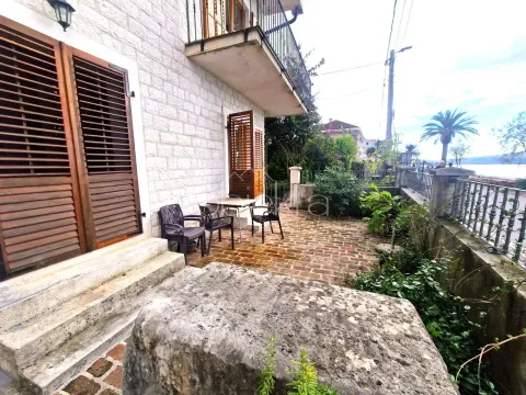 Izdavanje, stan, 60m², Tivat, Crna Gora - image 4