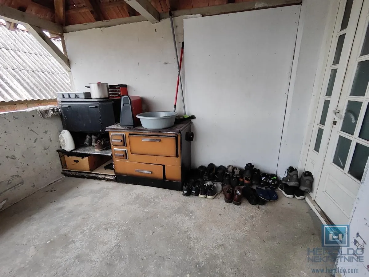 Prodaja, kuća, 192m², Đurđevo brdo, Jagodina