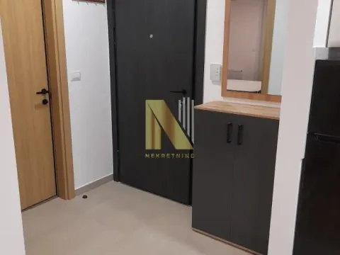 Izdavanje, dvosoban stan, 45m², Petrovaradin, Novi Sad - image 6
