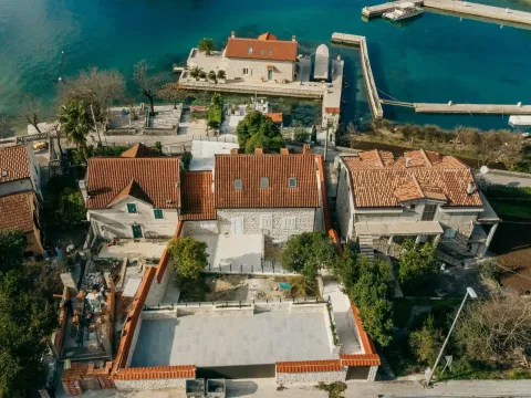 Sale, house, 380m², Ljuta, Kotor - image 24