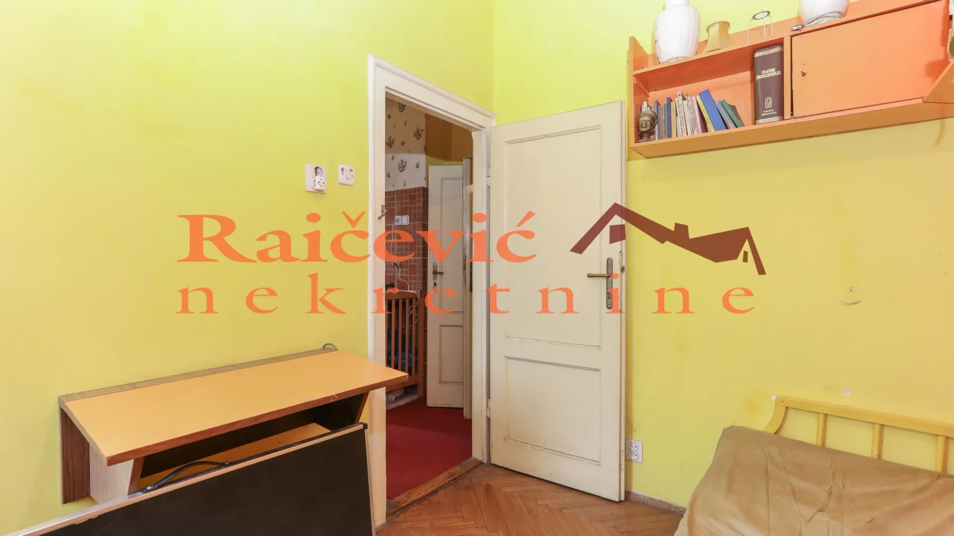 Sale, three bedroom apartment, 95m², Vračar, Šid
