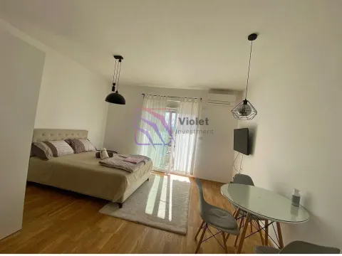 Izdavanje, kuća, 30m², City Kvart, Podgorica - image 3
