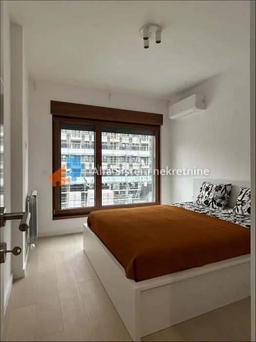 Izdavanje, dvosoban stan, 47m², Novi Beograd Blok 64, Novi Beograd Sve Podlokacije