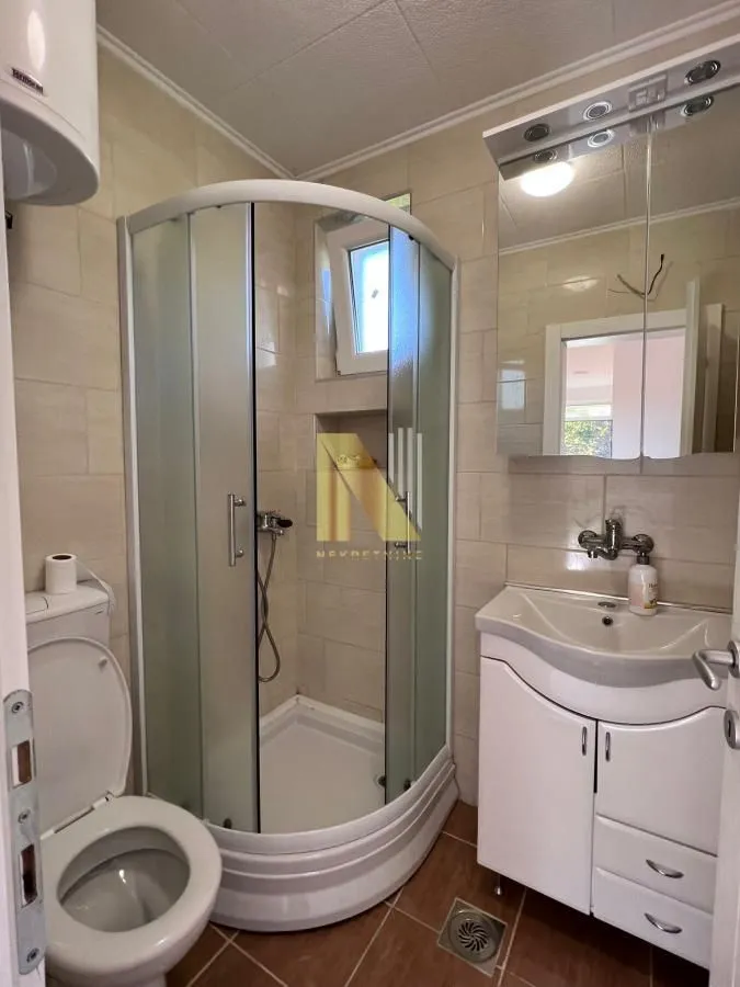 Prodaja, kuća, 43m², Beočin, Srbija