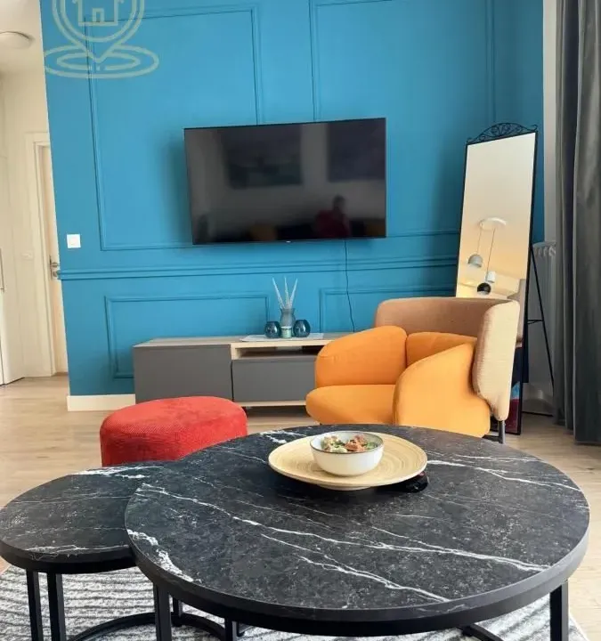 Rent, three bedroom apartment, 82m², Savski Venac, Beograd