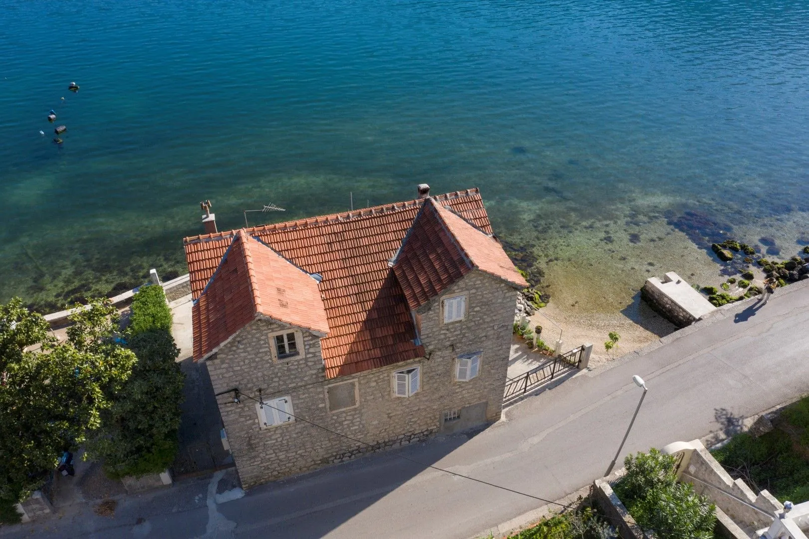 Sale, house, 100m², Prčanj, Kotor