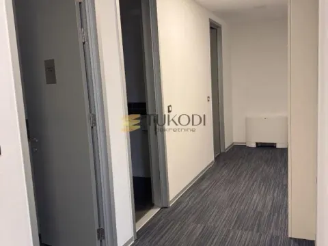 Rent, office space, 776m², Novi Beograd Blok 67, Novi Beograd Sve Podlokacije - image 17