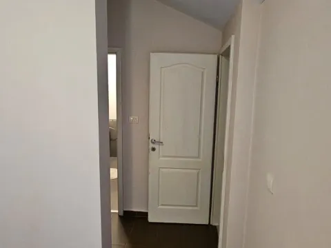 Prodaja, dvosoban stan, 80m², Ljubović, Podgorica - image 13