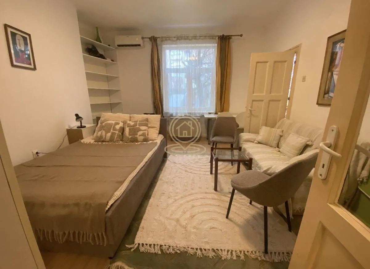 Rent, one bedroom apartment, 28m², Stari Grad, Beograd