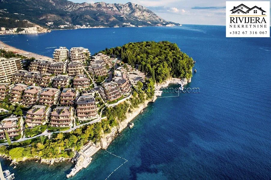 Sale, two bedroom apartment, 146m², Bečići, Budva