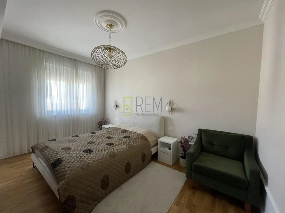 Prodaja, dvosoban stan, 90m², Zabjelo, Podgorica