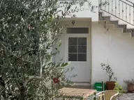 Izdavanje, dvosoban stan, 80m², Šušanj, Bar - image 2