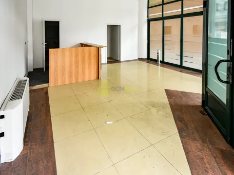 Sale, office space, 303m², Centar, Podgorica - image 12